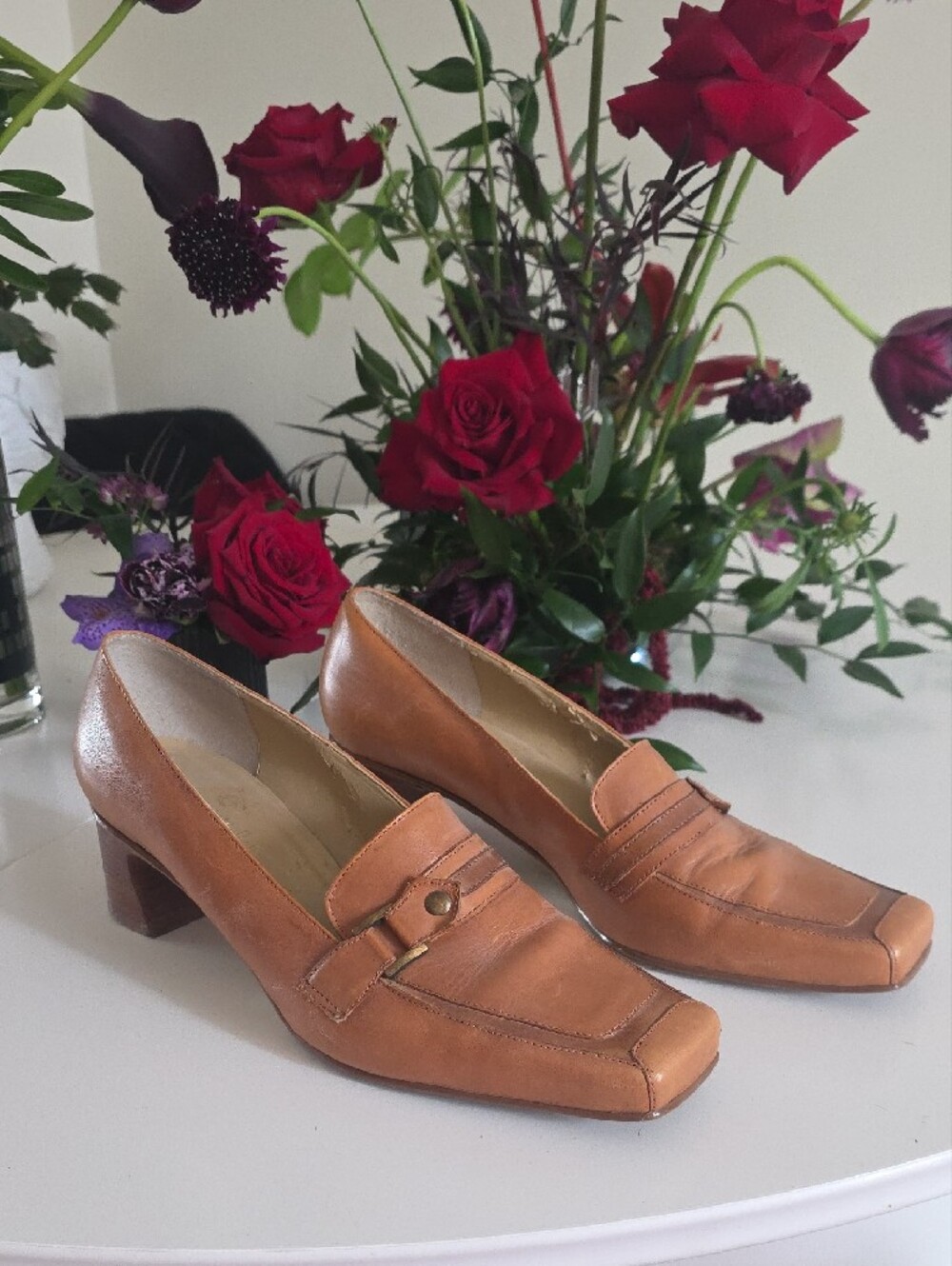 5/25$ Classic Leather Mid-Heel Loafers in Tan - Picture 2 of 12